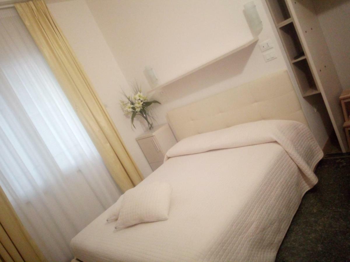 Officina Urban Sleep Bed & Breakfast San Benedetto del Tronto Luaran gambar